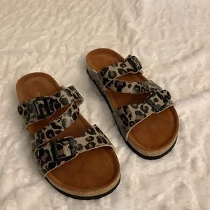 Trendyway Leopard Strappy Sandal Sz 40 (9.5/10 US)